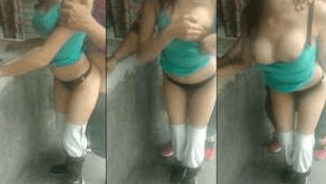 Morrita flaquita se entrega a semental en la vía pública con enorme miembro