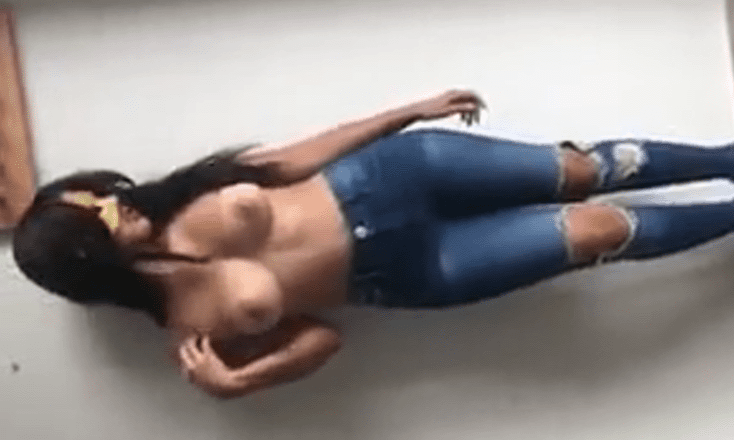 Qué tetas de impacto tiene esta caliente zorrita mexicana