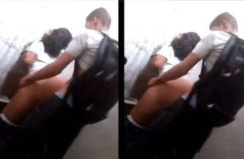 Cogiendo en los baños del colegio y le pide a su compa que se esconda