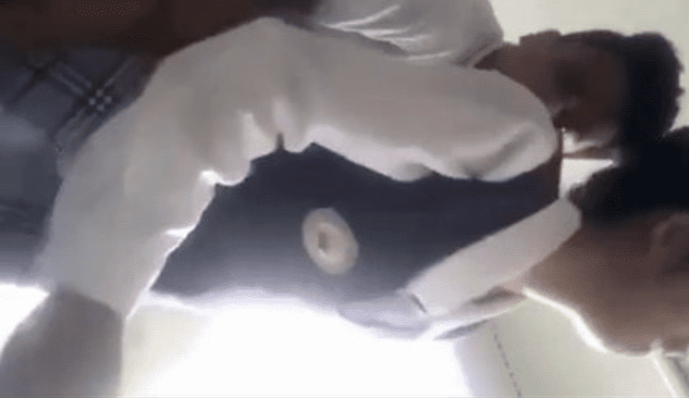 Colegiala culona cogiendo al llegar de la escuela