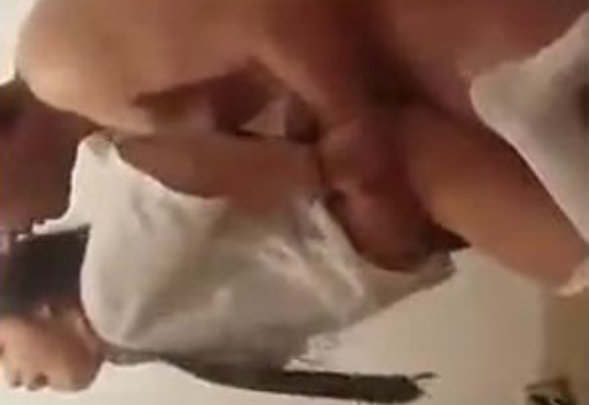 profesor de prepa cogiendo a una de sus alumnas para aprobarla